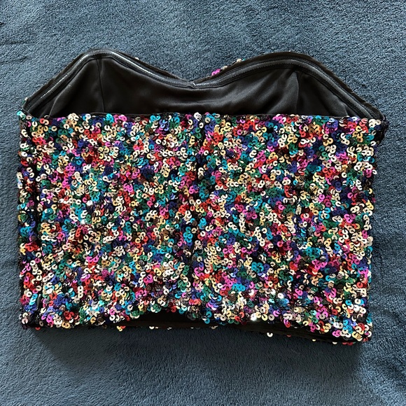 NanaMacs Sequin Crop Top and Mini skirt Set - Picture 4 of 10